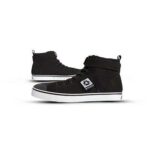 Sneaker High<br><small></small>
