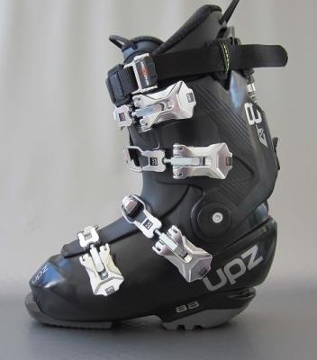 UPZ AT 8 FLO Liner - Surfemotions.ch